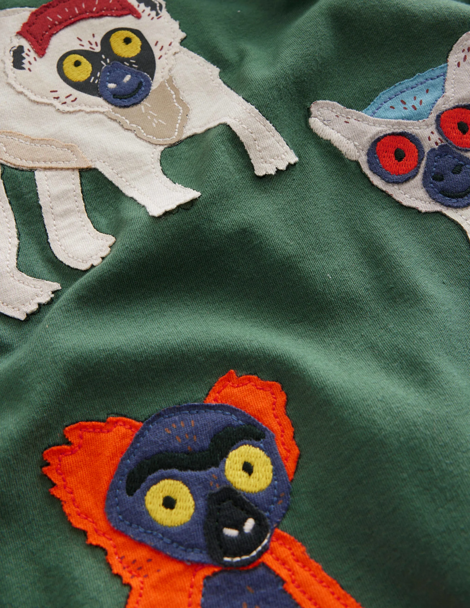 Funny Applique T-shirt-Monster Green Lemurs