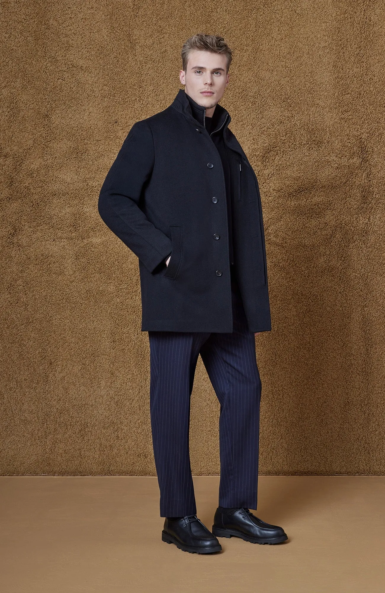 MONT-ROYAL BLACK WOOL & CASHMERE CAR COAT